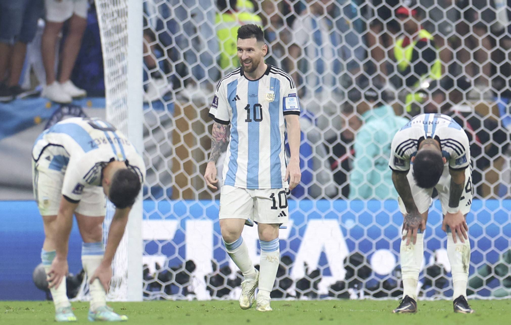 巴西队风雨中胜利南美足球再现巅峰的简单介绍