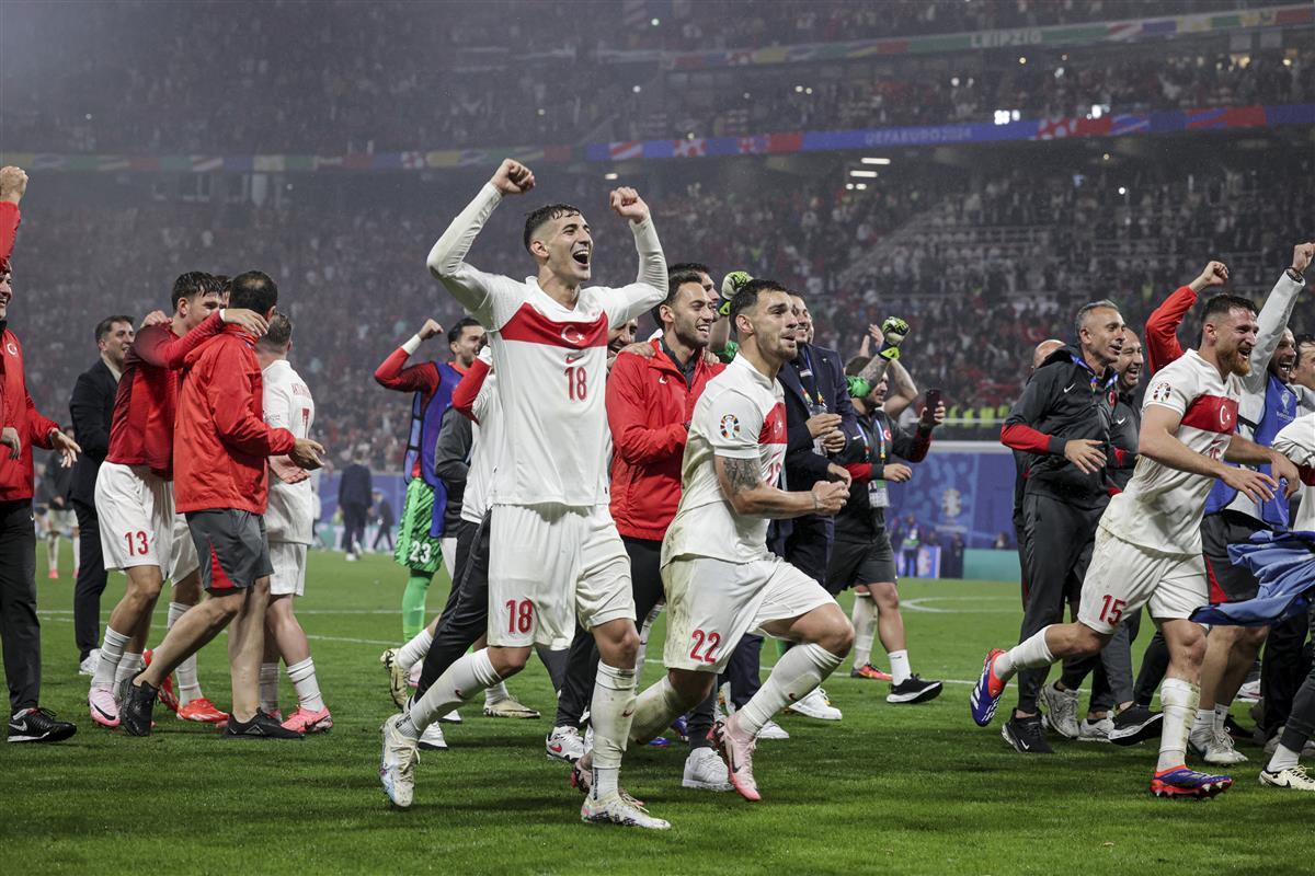 九游中国-意大利惨遭淘汰，奥地利队突围成功