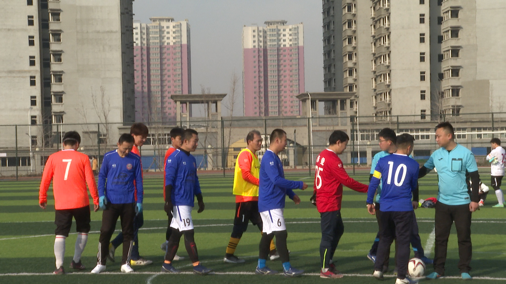 九游娱乐官方网站-关于激烈争夺：国际足球赛场上一幕难得绽放的信息