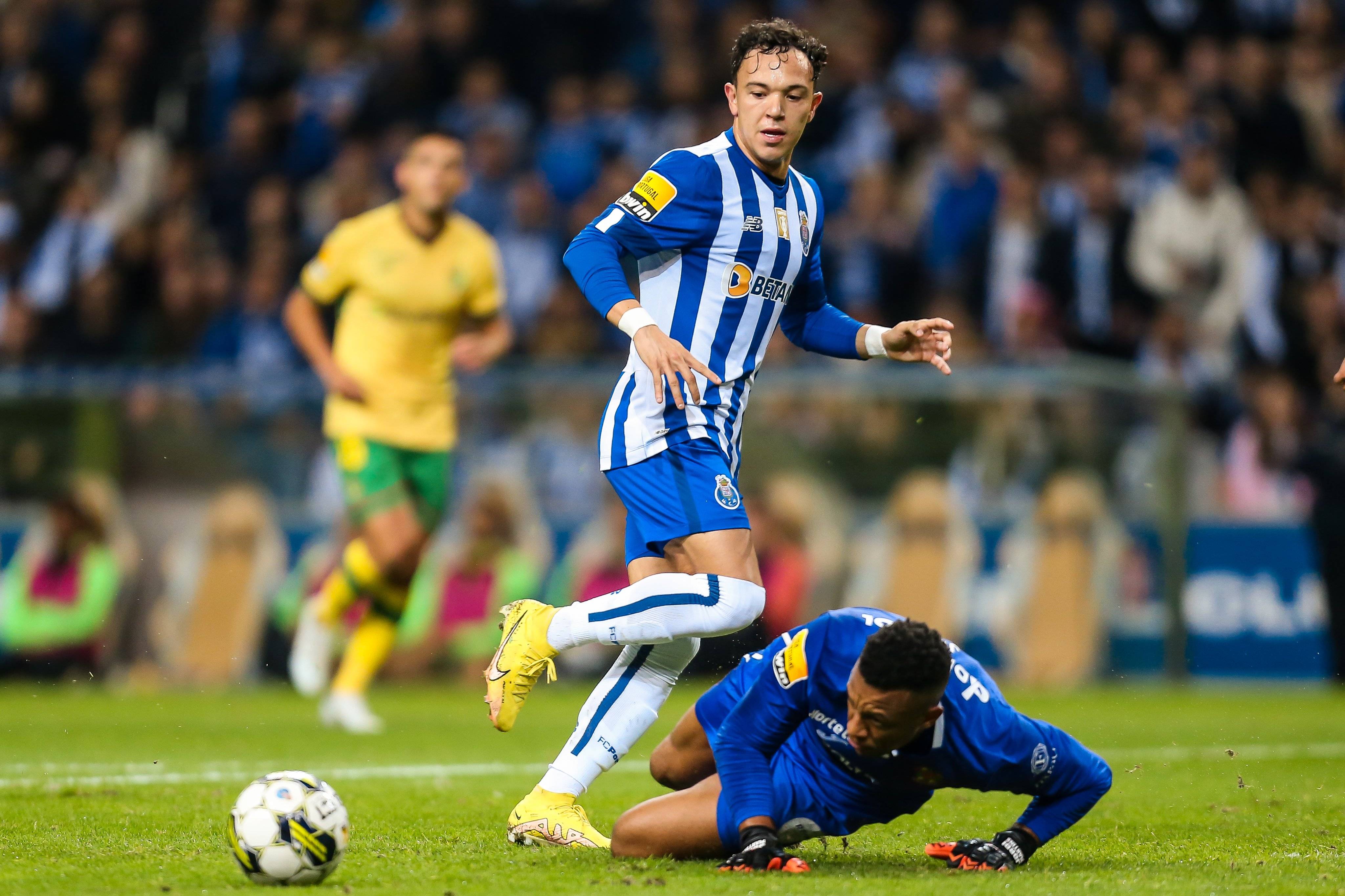 马竞客场平塞维利亚,积分稍显被动