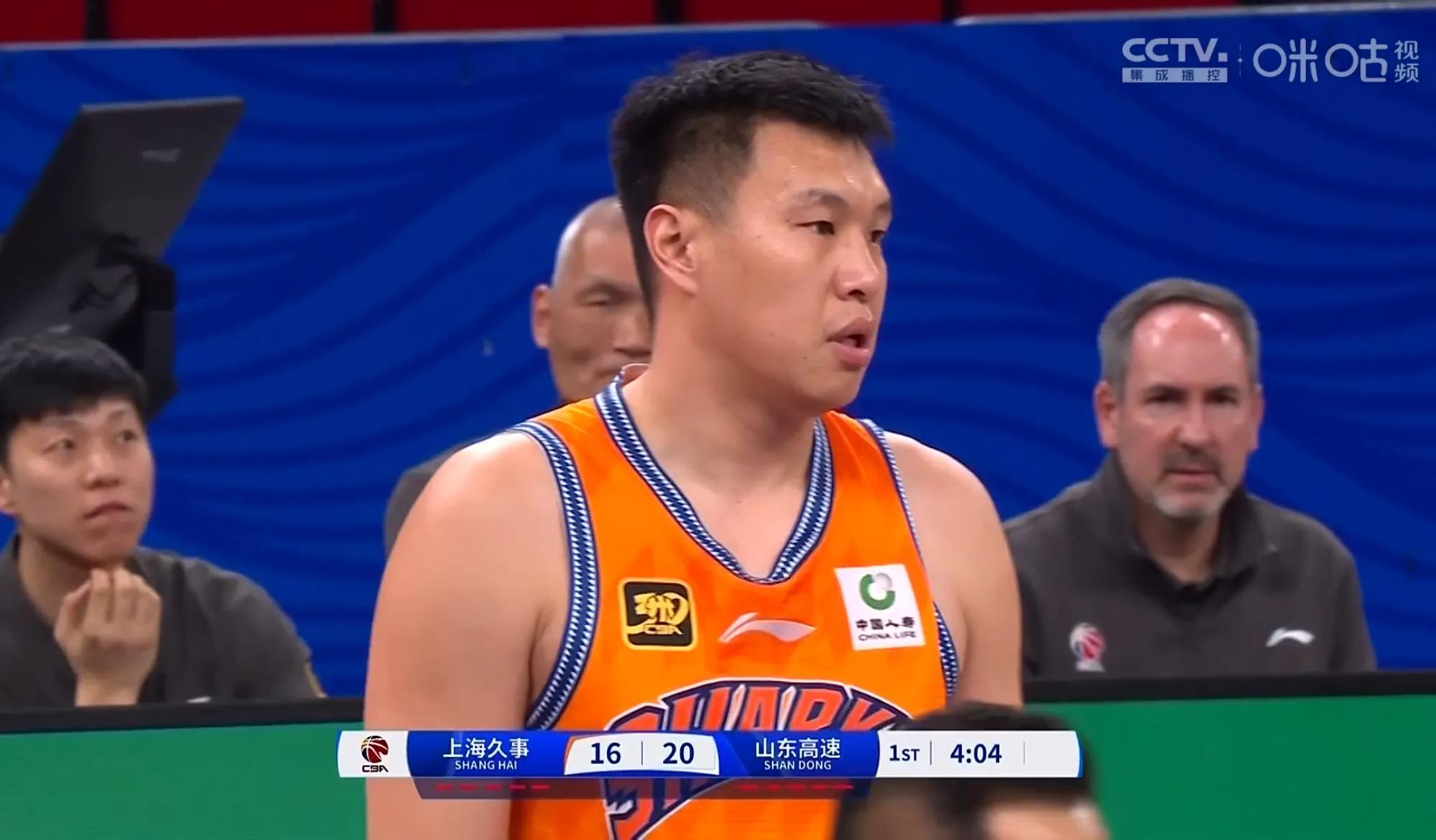 包含上海男篮遭遇惨败,教练组展开调整的词条 包含上海男篮遭遇惨败,教练组展开调整的词条