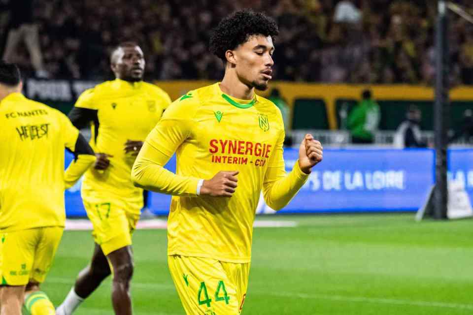 南特取胜朗斯，冲击联赛前四