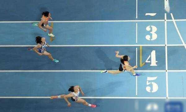 九游娱乐首页-东京田径赛场赛道上的惊心动魄