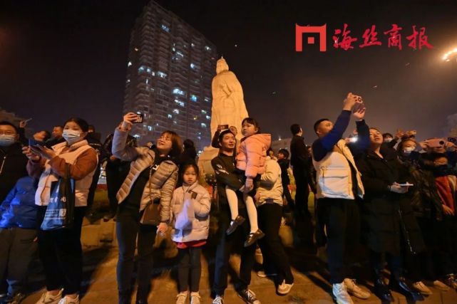 九游娱乐官方网站-关于角逐激烈劲爆，场面火爆成对局高潮的信息